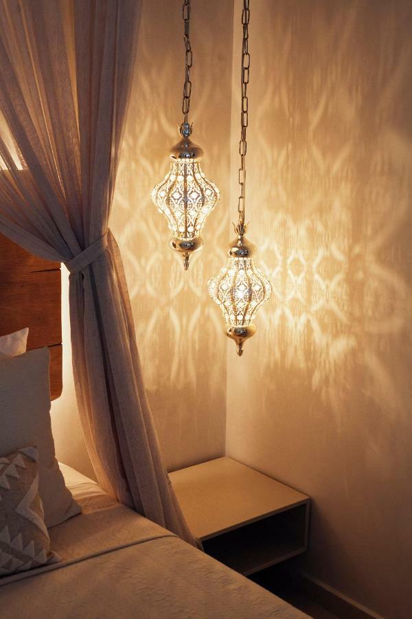 Yades Instyle Villas 莫什劳斯 外观 照片