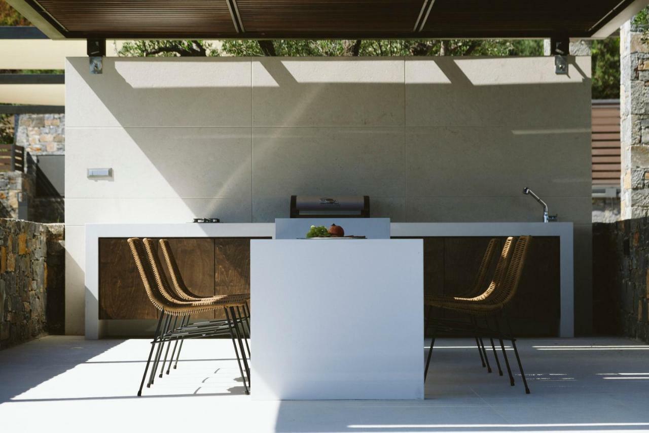 Yades Instyle Villas 莫什劳斯 外观 照片