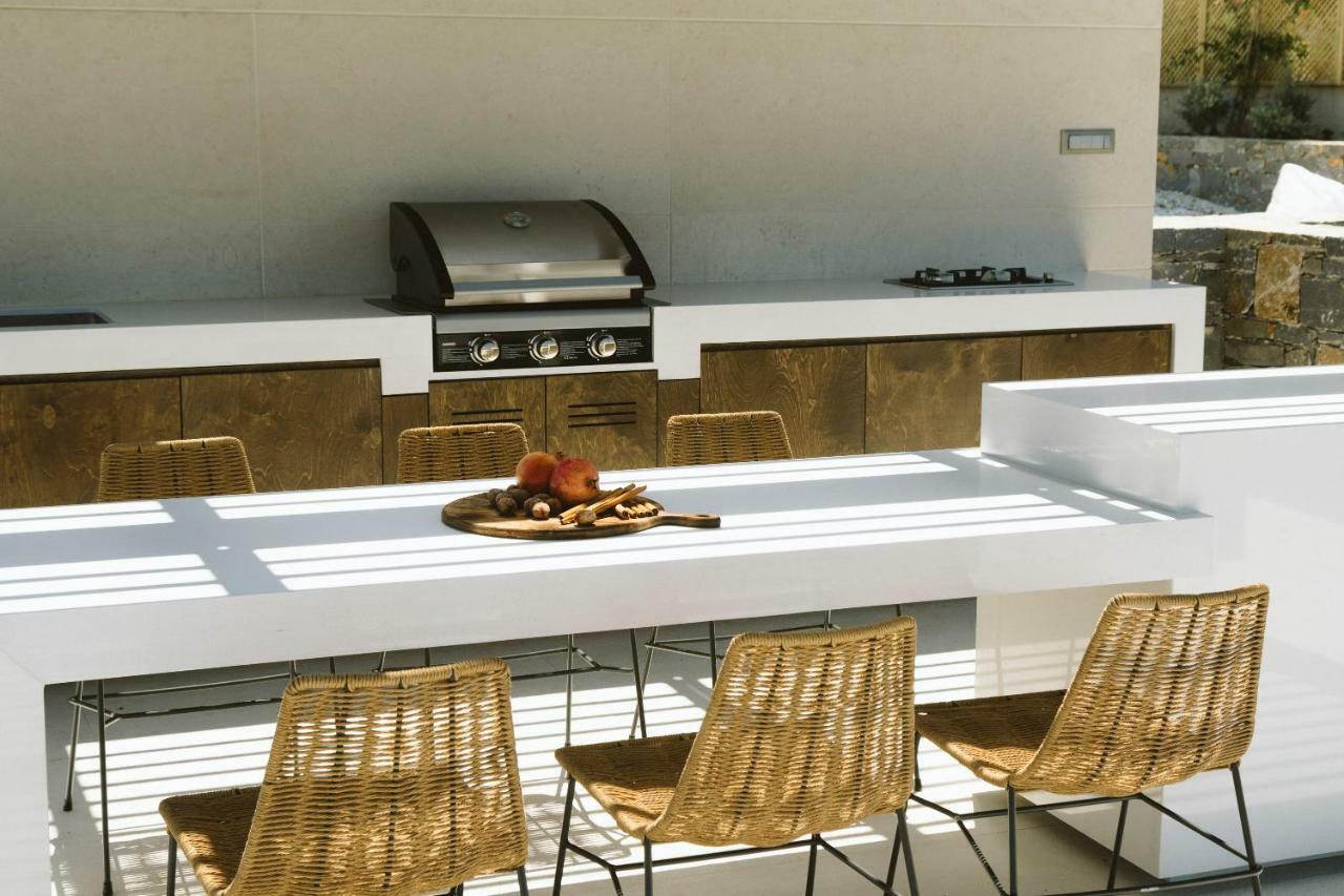 Yades Instyle Villas 莫什劳斯 外观 照片