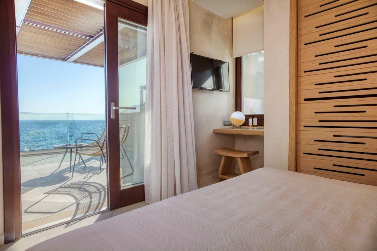 Yades Instyle Villas 莫什劳斯 外观 照片