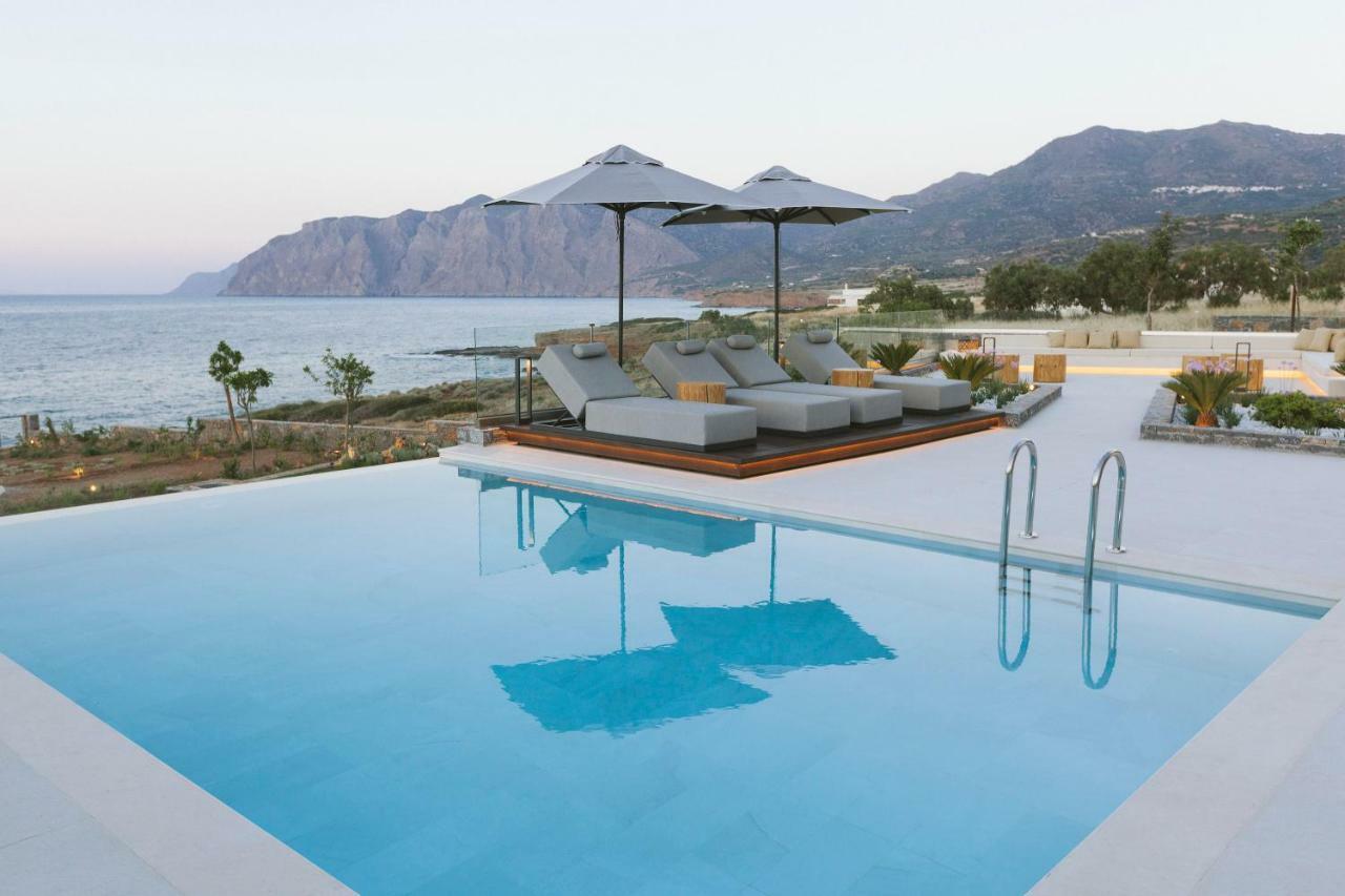 Yades Instyle Villas 莫什劳斯 外观 照片