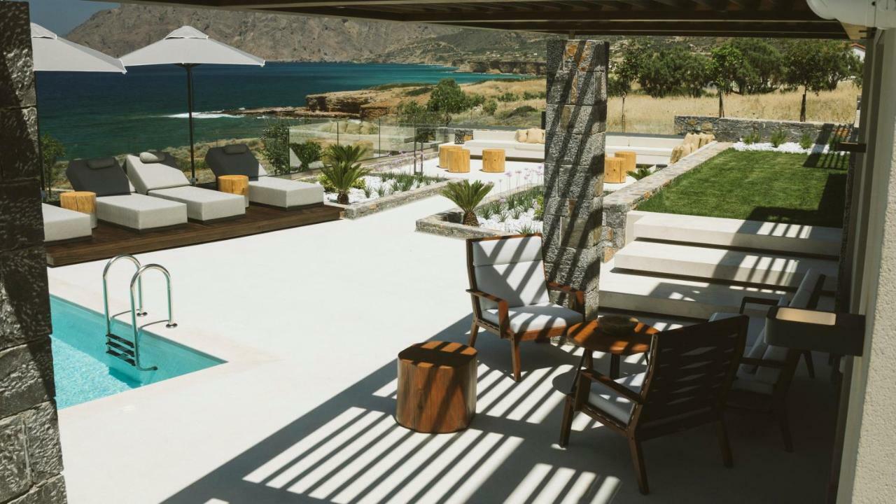 Yades Instyle Villas 莫什劳斯 外观 照片